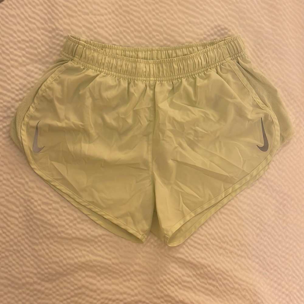 Nike Tempo Dri-Fit Running Shorts - Medium